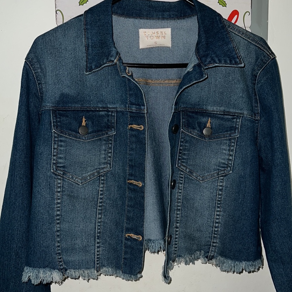 Cropped Jean Jacket - Picture 7 of 8